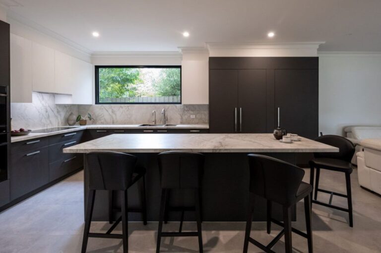 Custom Kitchen Renovations 768x511