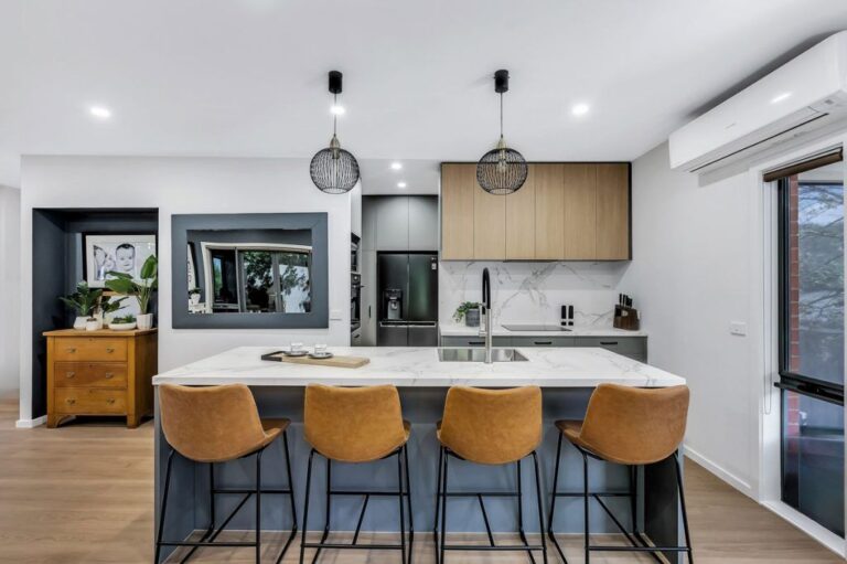 Custom Kitchen Renovations Melbourne 768x511